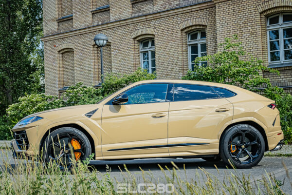 slc280_folienprinz_lamborghini_urus_Samra_sand_gloss_brunner-10