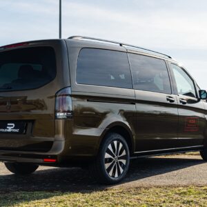 Fahrzeugfolierung Berlin Folienprinz Mercedes V Klasse Futurewrap Gloss Midnight Gold 01