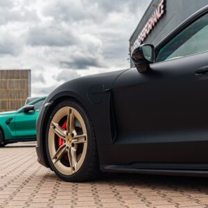 Fahrzeugfolierung Berlin Folienprinz Porsche Taycan Gts Futurewrap Ppf Schwarzmatt 03