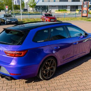 Fahrzeugfolierung Berlin Folienprinz Seat Leon Cupra Futurewrap Gloss Plum Purple 1